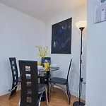 Apartment - 4 Beds - Balcony - Wifi - Yorksha *