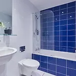 - 4 Beds - Balcony - Wifi - Yorksha Apartment *