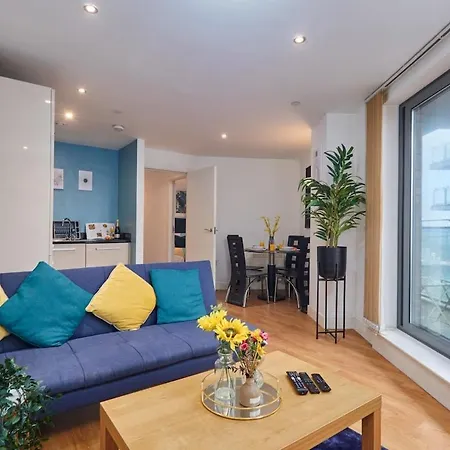 - 4 Beds - Balcony - Wifi - Yorksha *