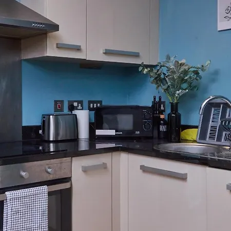 Apartment Leeds - 4 Beds - Balcony - Wifi - Yorksha Leeds (West Yorkshire)