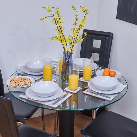 Leeds - 4 Beds - Balcony - Wifi - Yorksha Apartment