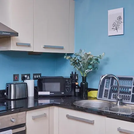 Leeds - 4 Beds - Balcony - Wifi - Yorksha Leeds (West Yorkshire)