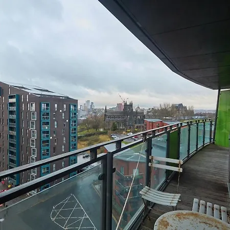 Apartment Leeds - 4 Beds - Balcony - Wifi - Yorksha