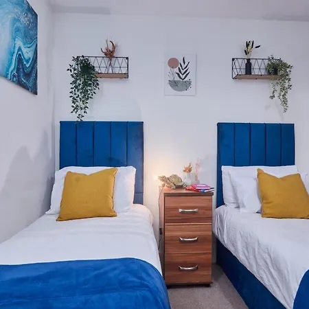 Apartment - 4 Beds - Balcony - Wifi - Yorksha *