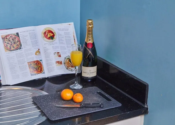 Apartment - 4 Beds - Balcony - Wifi - Yorksha